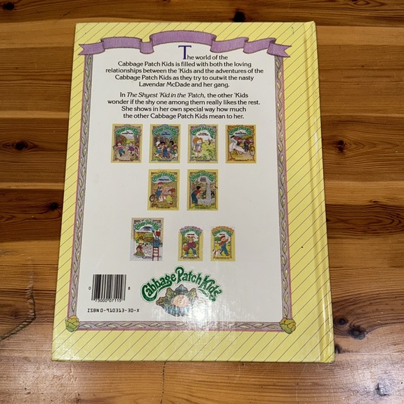 Cabbage Patch Kids - The Shyest 'Kid In The 'Patch, vintage 1984 Hardcover Book - Picture 3 of 5